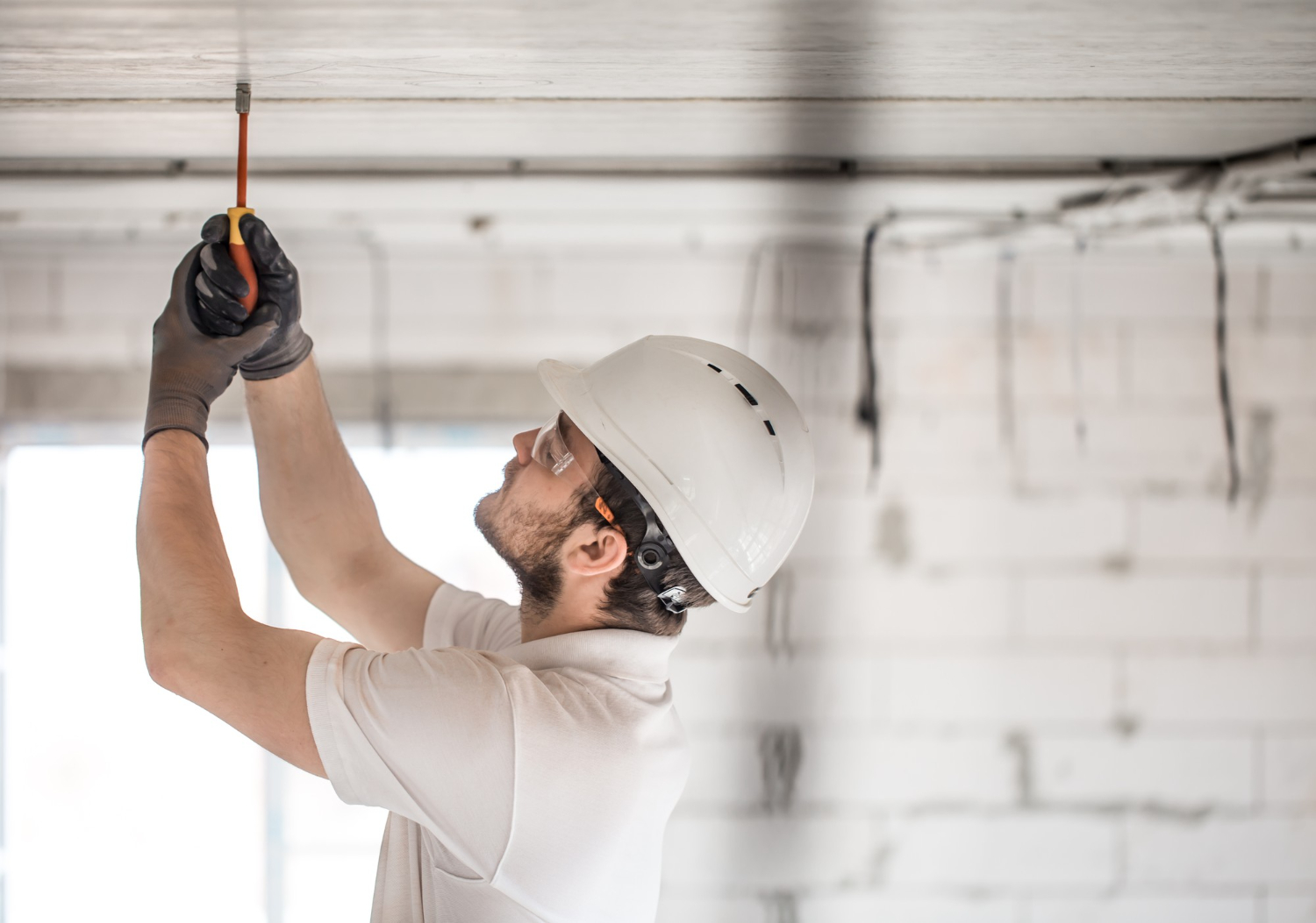 Electricista a Domicilio en Vitacura: El Experto que tu Hogar Moderno Necesita